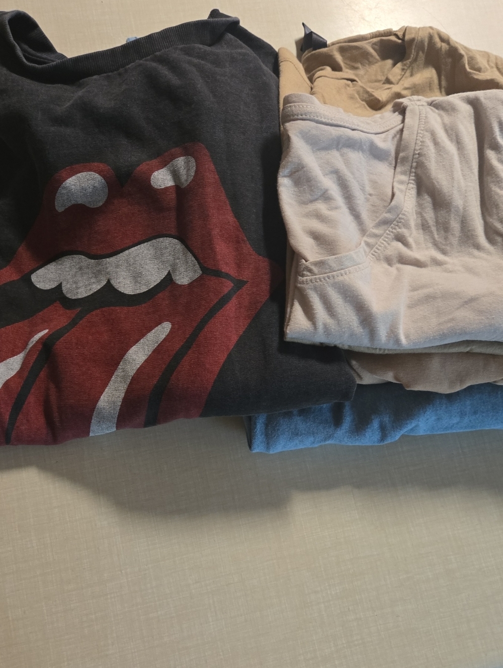 5 Pieces ,,all Medium.